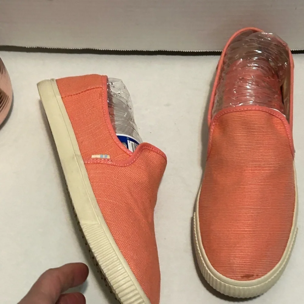 Toms Coral Canvas Espadrilles